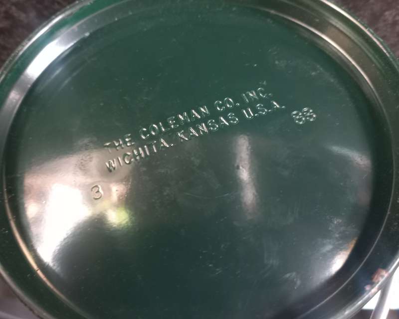 COLEMAN PARAFIN LAMP  MADE IN THE USA