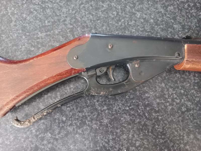 DAISY AIR GUN - MADE U.S.A.