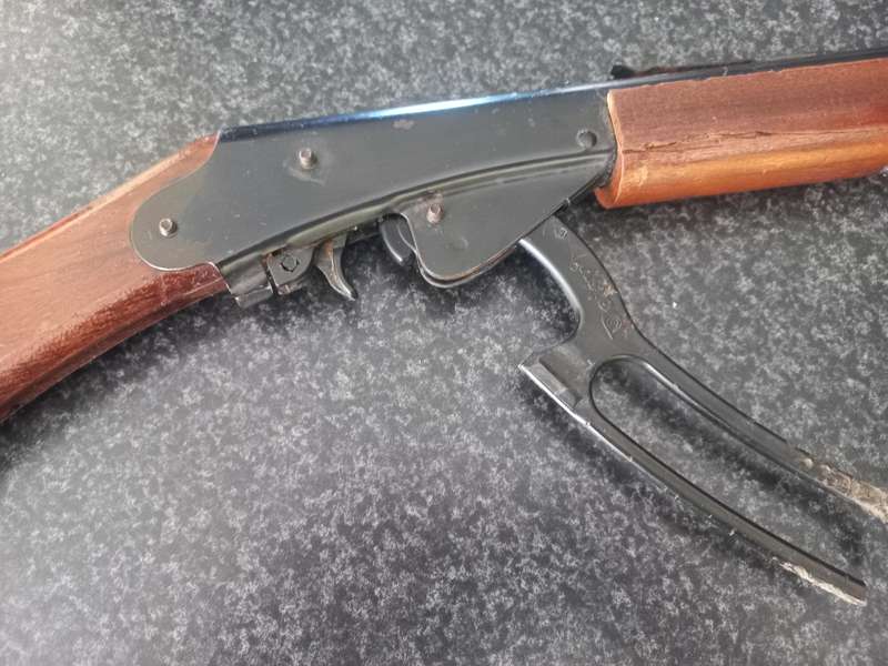 DAISY AIR GUN - MADE U.S.A.