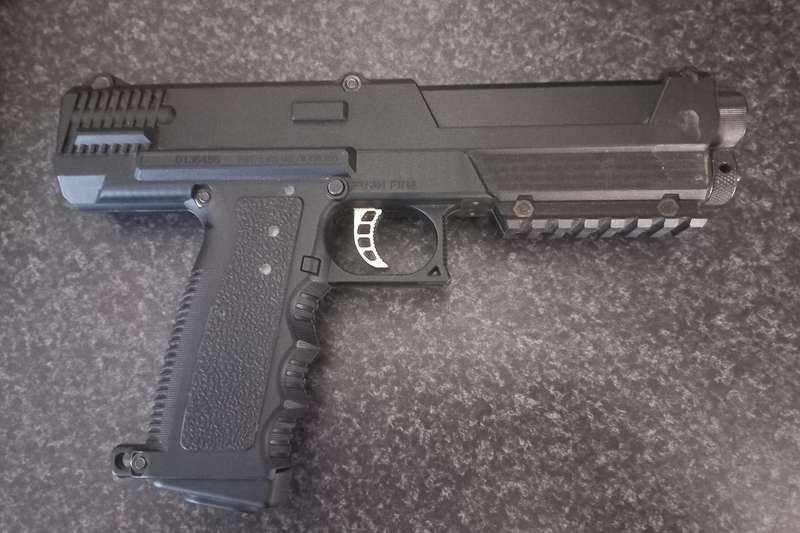 TIPPMANN TIPX .68 CALIBRE PAINBALL PISTOL