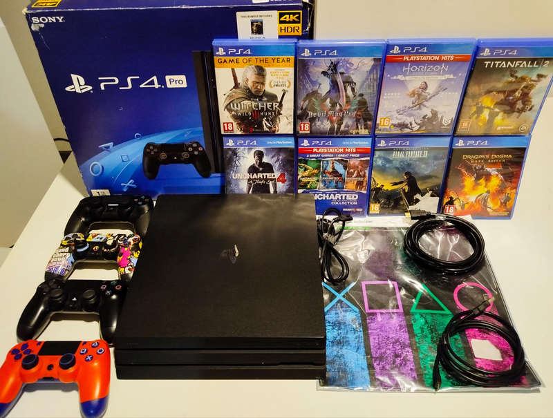 Playstation PS4 PRO Ultimate Bundle