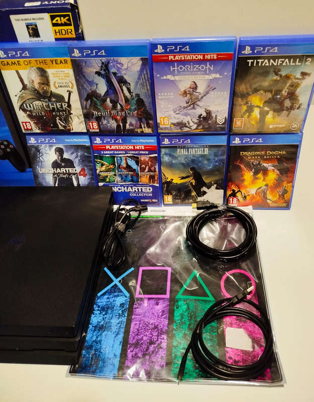 Playstation PS4 PRO Ultimate Bundle