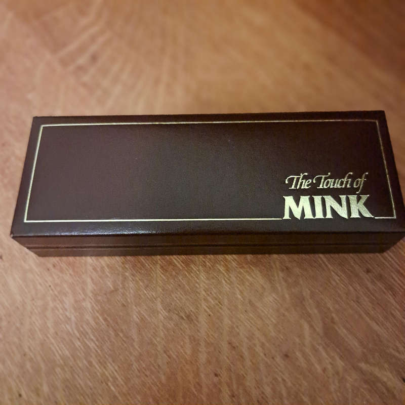 The Touch of Mink pen
