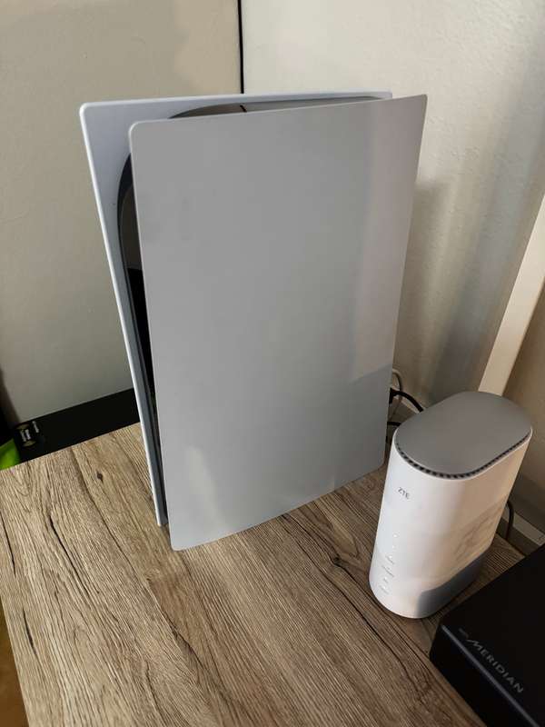 Sony PlayStation 5 PS5 Digital Edition with 1 Controller