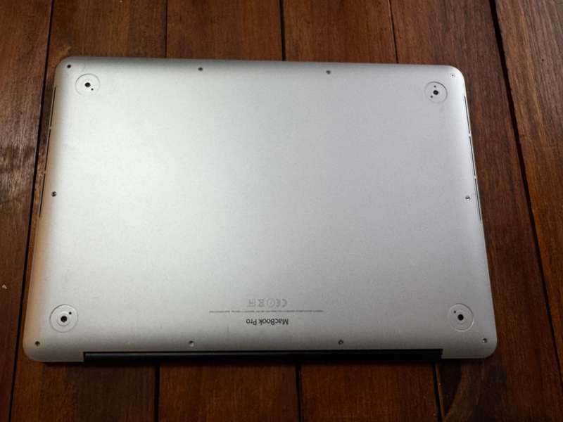 Apple MacBook Pro 13-inch Retina | 256GB + 8GB RAM