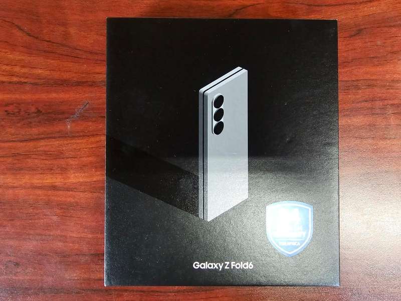 Samsung Z Fold 6 5G | Dual-Sim | 512GB | Silver Shadow | R2999 worth of extra's