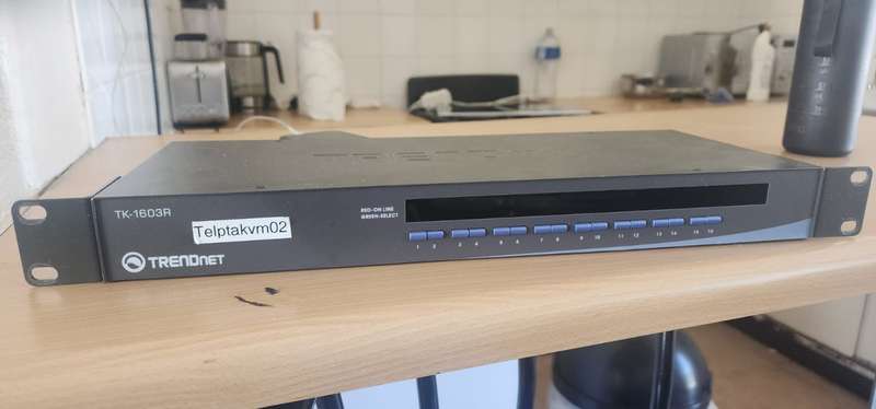 TRENDNET KVM SWITCH TK-1603R 16PORTS WITH 3x FREE CLIENT CONNECTION CABLES