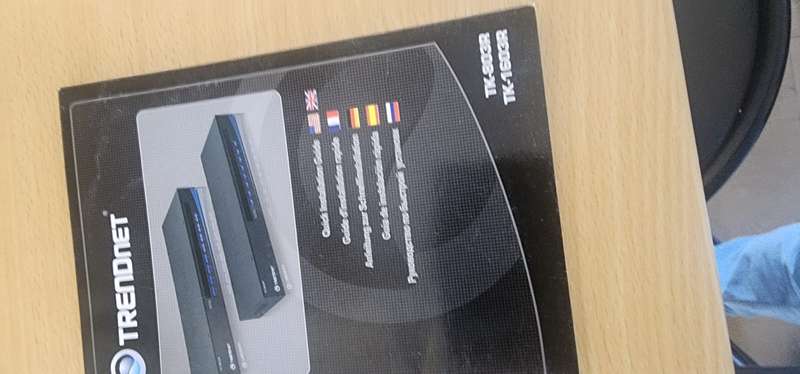 TRENDNET KVM SWITCH TK-1603R 16PORTS WITH 3x FREE CLIENT CONNECTION CABLES