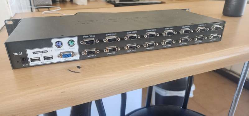 TRENDNET KVM SWITCH TK-1603R 16PORTS WITH 3x FREE CLIENT CONNECTION CABLES