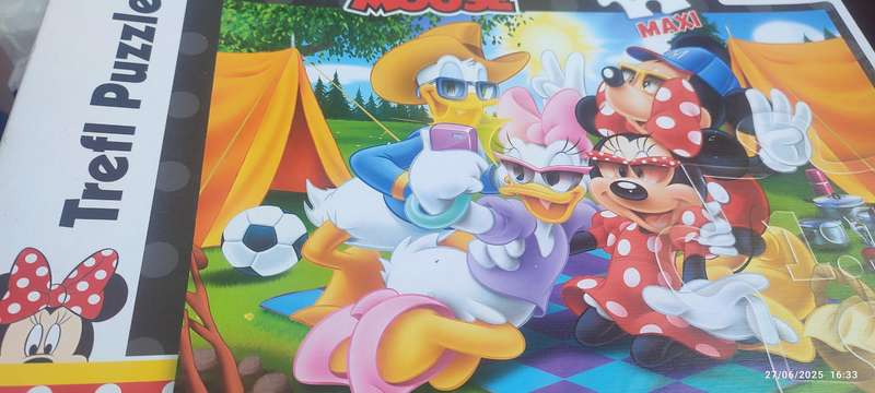 Trefl Maxi Puzzle - Mickey and Friends Camping Adventure