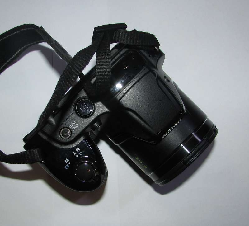 Nikon Coolpix L330 20.2MP Digital Camera with 26x Wide Optical (VR) ZoomNikon Coolpix L330 20.2MP Di