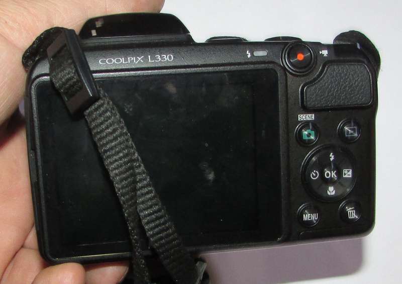 Nikon Coolpix L330 20.2MP Digital Camera with 26x Wide Optical (VR) ZoomNikon Coolpix L330 20.2MP Di