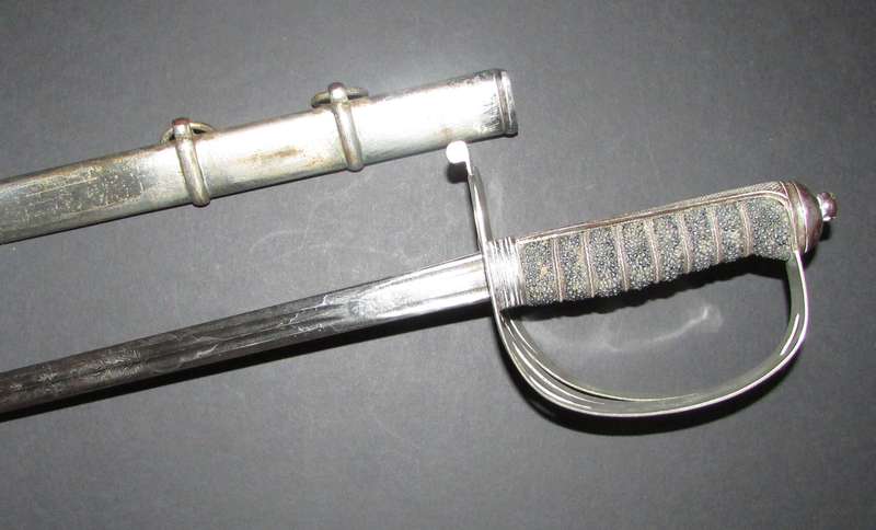 Stunning Piece - British Black Watch Field Officers Sword "The Queens Own Regiment "