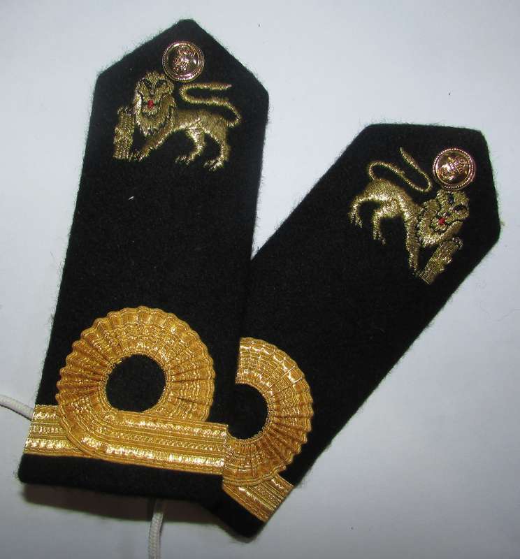 SADF - Sub-Lieutenant Rank Epauletter Pair