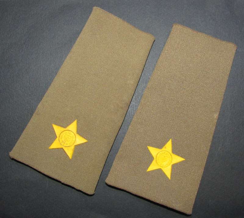 SADF - 2ND Lieutenant Slip on Ranks
