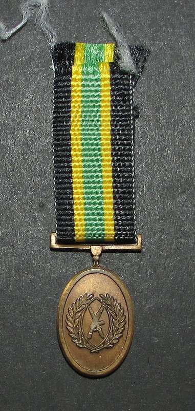 Mk/Apla Miniature Medal