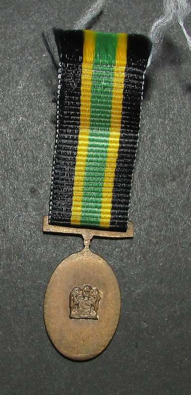 Mk/Apla Miniature Medal