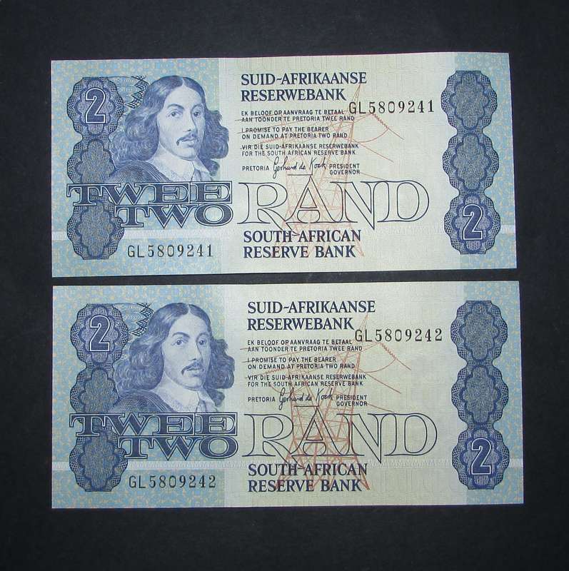 Republic of South African : Gerhard de Kock Two Rand Notes ( 2 Notes In Sequence )