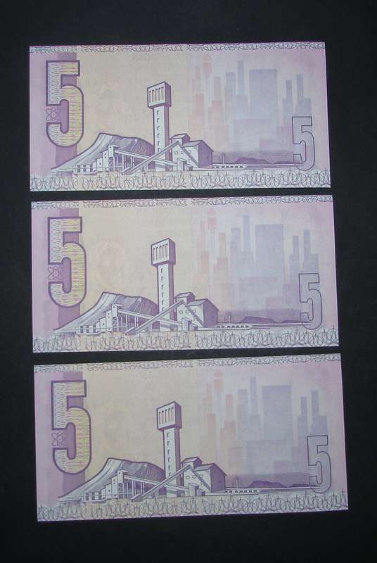Republic of South African : CL Stals Five Rand Notes ( 3 by AA Notes In Sequence )