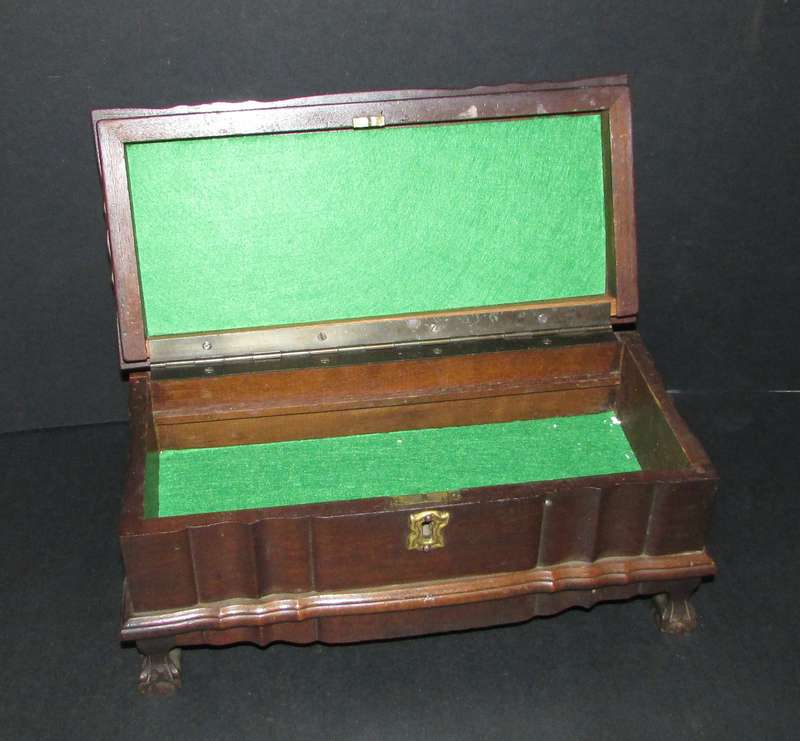 Antique Ball and Claw Jewellery Box - No Key