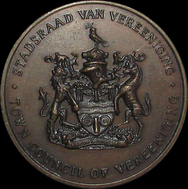 SA UNION 50th ANNIVERSARY 1910 - 1960 VEREENIGING MEDAL