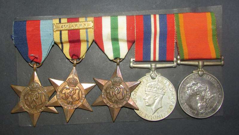 Full Size World War Two Group of 5:8TH Army - 180072 A.E.Heron