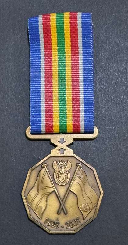 South African Police Service Ten Year Commemoration Medal