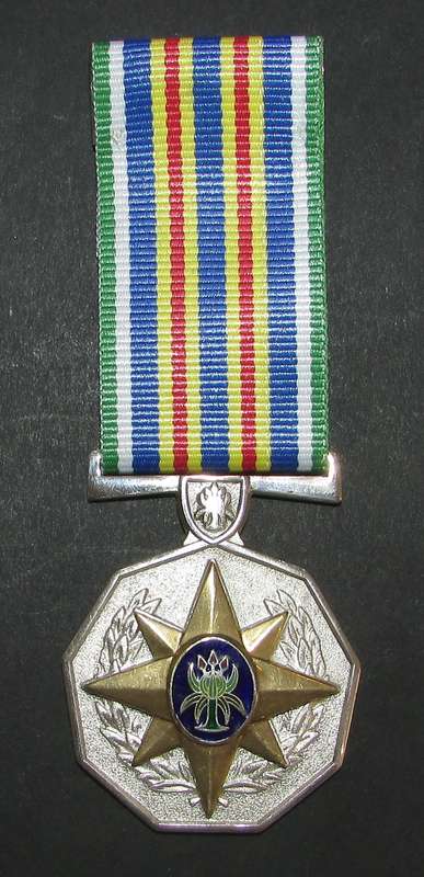 Full Size SA Silver 30 Year Service Medal - Starting under Silver