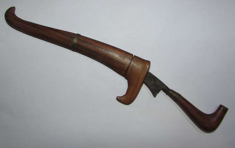 Small Vintage Knife with Sheath ( Only 15 CM in Length )