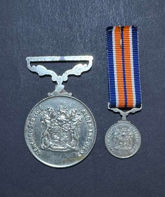 SADF - Full Size General Service Medal with Miniature