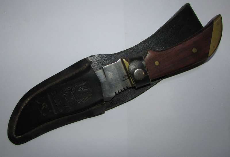 Vintage Hunting Knife with Pouch