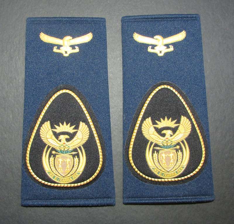 SA Air Force Warrant Officer Slip on Ranks