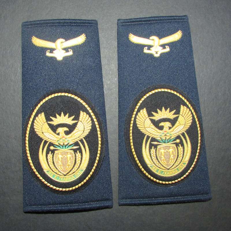 SA Air Force Warrant Officer Slip on Ranks