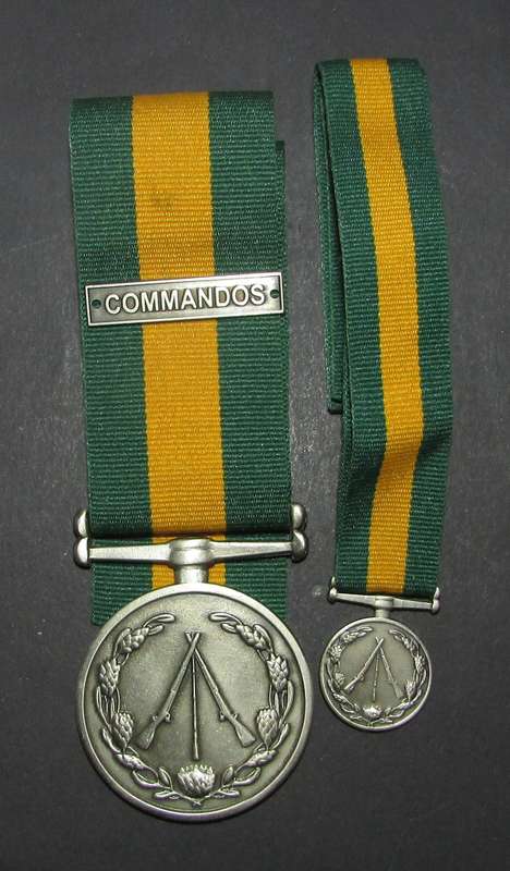 SADF/SANDF - Full Size with Miniature Commando Closure Medals