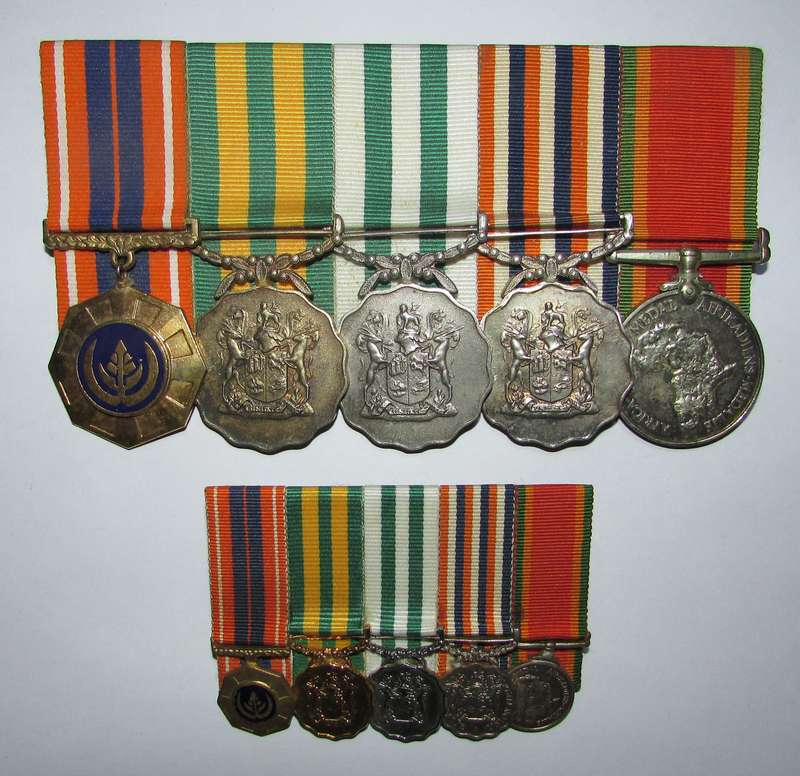 WW2/SADF - Full Size Grouping with Miniatures : A CF 133231 A.H.Cox