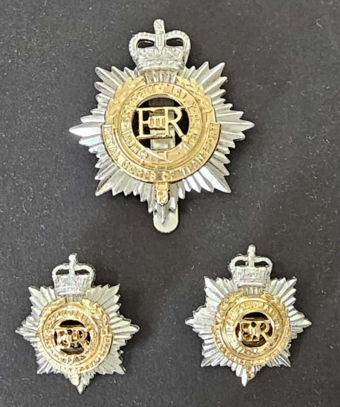 Royal Corps of Transport (R.C.T.) Anodised (Staybrite) Cap Badge and Collars