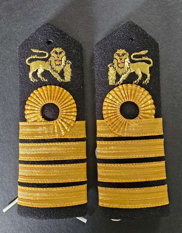 SADF - Navy Captain Epauletter Pair