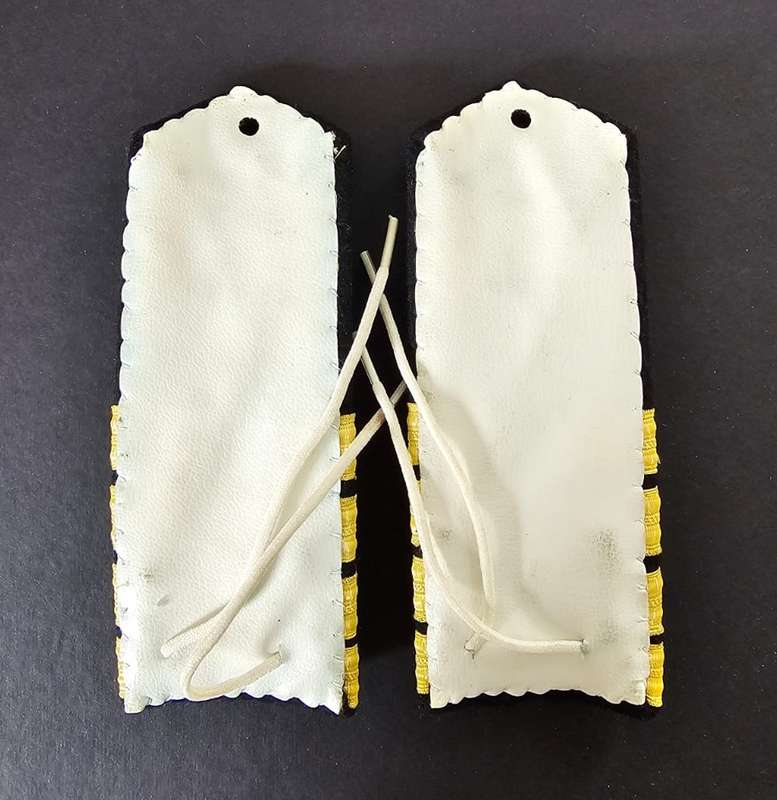 SADF - Navy Captain Epauletter Pair