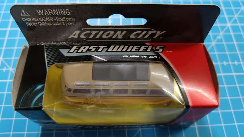 RealToy Action City Fast Wheels Gold BMW 1.64 Scale New