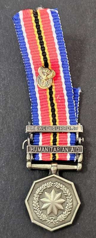SANDF General Service Miniature Medal with Peace Support & SCARCE Humanitarian Aid Bars and Device