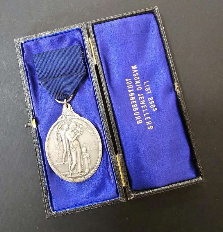 Sterling Silver 1919 Masonic Peace Medal in Original Case