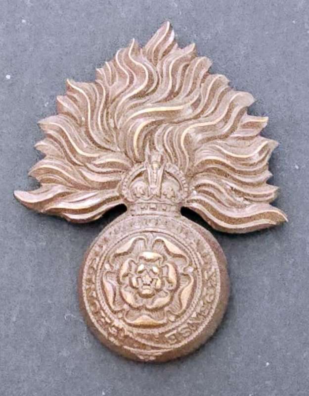 United Kingdom - WW11 The Royal Fusiliers Regiment Cap Badge