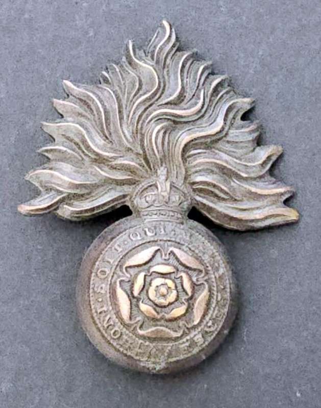 United Kingdom - WW11 The Royal Fusiliers Regiment Cap Badge