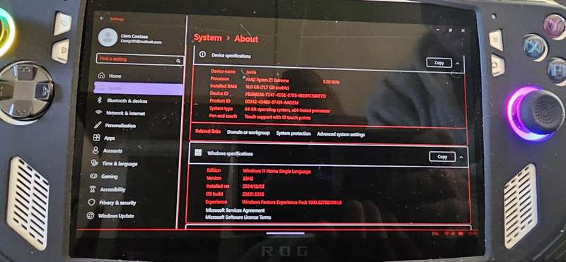 Rog Ally Console ( Hardly Used - Bought in December )