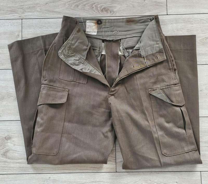 SADF - Regiment University of Stellenbosch Battle Dress Bunny Jacket and Trousers - Dated 1965