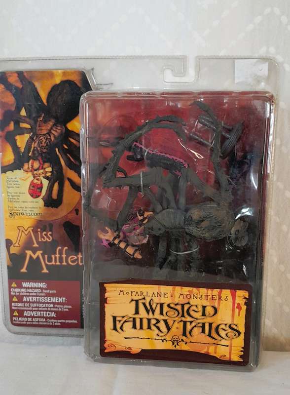 McFarlane Monsters: Twisted Fairy Tales Miss Muffet figurine