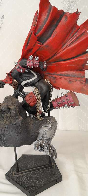 Spawn Cover Art Series 26: Spawn vs Cy-Gor box set