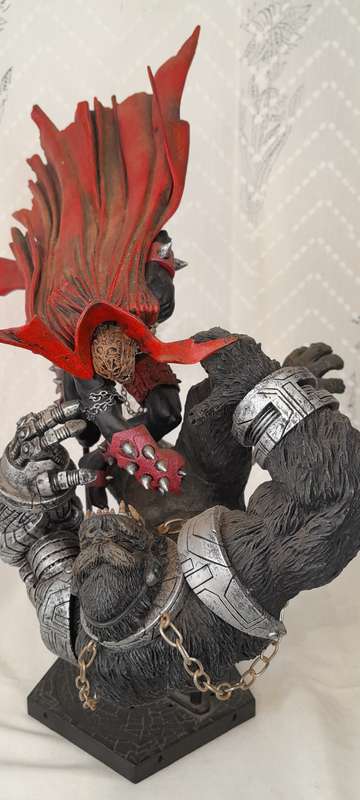 Spawn Cover Art Series 26: Spawn vs Cy-Gor box set