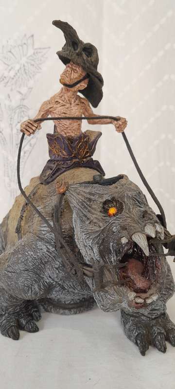 Twisted Land of Oz: Toto figurine