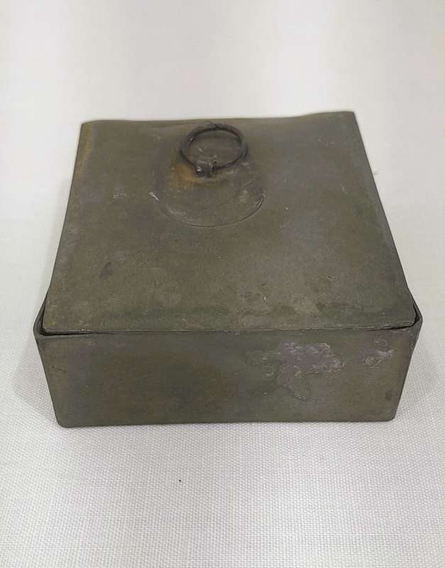 Vintage tin snuff box